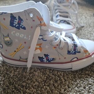 Cooli Women's High-Top Sneakers - Gray with Fun Print